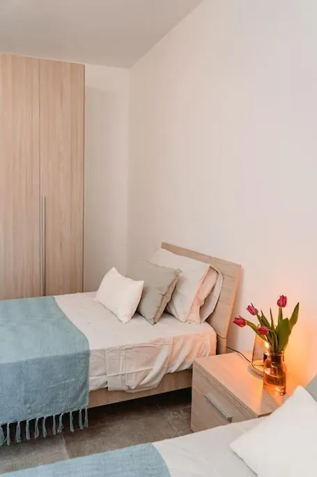 Beautiful 2Bdr Apartment And Great Location! Gzira 0*,  Malta
